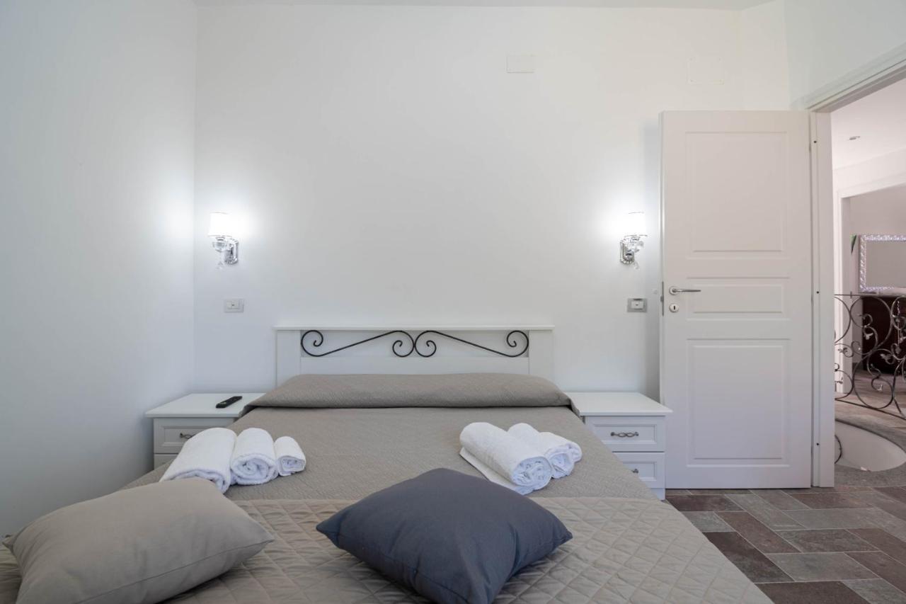 Luxury Villa Arianna Tarano Esterno foto
