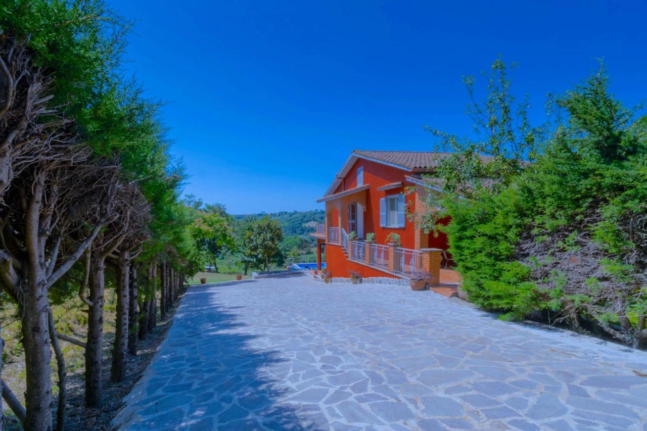 Luxury Villa Arianna Tarano Esterno foto